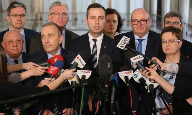 Znalezione obrazy dla zapytania protest w obronie samorządów sejm