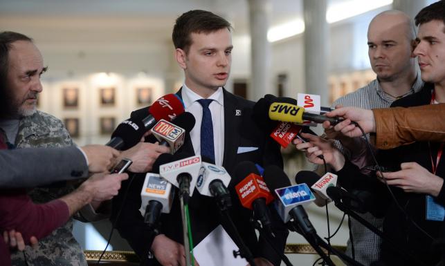 Poseł Kukiz'15 ws. referendum konstytucyjnego: Nie spodziewałem się, że można wymyślić gorsze pytania niż Komorowski
