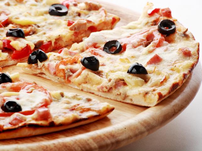 Mordercza pizza atakuje!