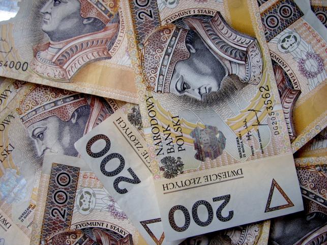 Jak banki wpuszczały firmy w opcje