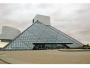Rock and Roll Hall of Fame w Cleveland, trafił na listę najbrzydszych budowli na świecie "Forbesa" z wysoką, drugą pozycją