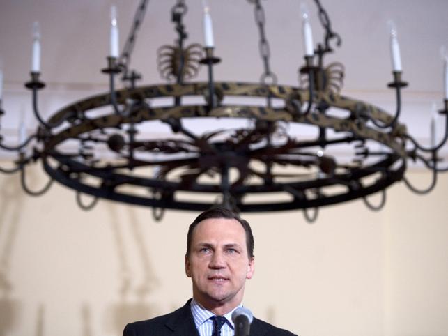 Nie wszyscy wiedzą, że Radosław Sikorski studiował w Oxfordzie, był korespondentem zachodnich dzienników (pracował dla The Spectator, The Observer)