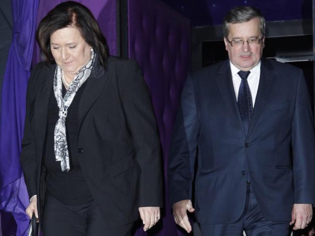 Anna i Bronisław Komorowscy na premierze najnowszego filmu Agnieszki Holland "W ciemności".