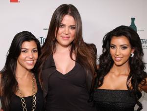 Siostry Kardashian. Khloe w środku
