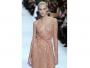 Anja Rubik na pokazie Elie Saab w ramach tygodnia mody haute couture w Paryżu