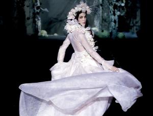Pokaz kolekcji Francisa Montesinosa w ramach Mercedes-Benz Fashion Week w Madrycie