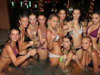 Seksowne kandydatki do tytułu Miss Czech w basenie