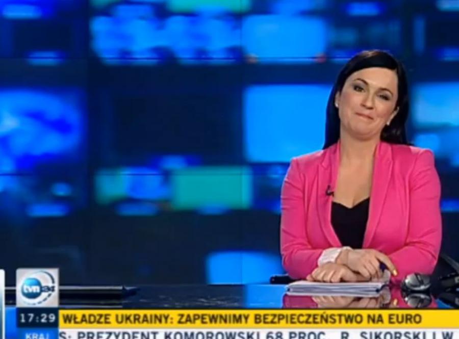 Tvn24 Prezenterzy Zdjęcia / 15-lecie TVN24. Jak Się Zmienili ...