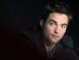 Robert Pattinson gra z Dylanem
