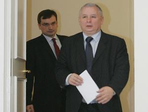 Prezes PiS: Niech Ziobro uczy się języka
