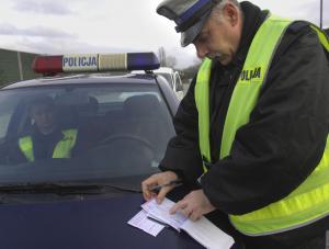 Już nie odmówisz policji przyjęcia mandatu