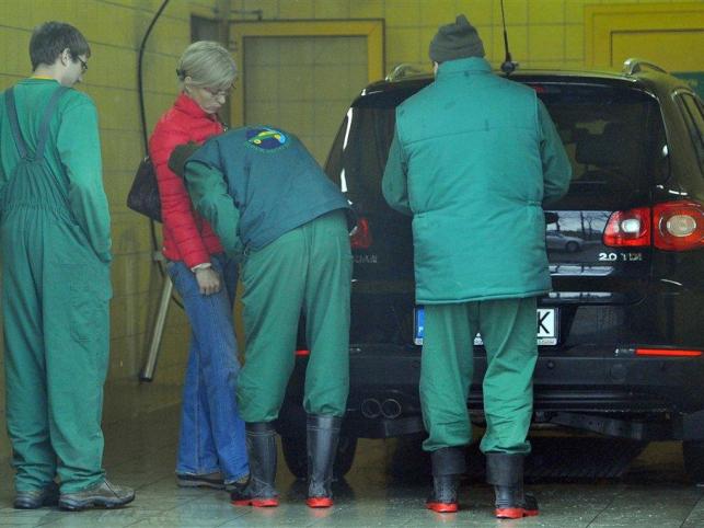 Wszyscy chcą umyć samochód Foremniak