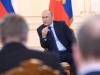 Ciosek: Kilkanaście lat na tym złotym Kremlu może oderwać od rzeczywistości