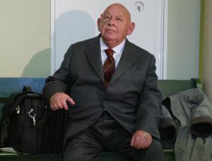 Dzisiaj Jerzy Urban, redaktor naczelny tygodnika „NIE”, już nie tumani, nie przestrasza