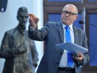 Drogie zakupy ministra. Tabliczka z nazwiskiem za tysiące złotych