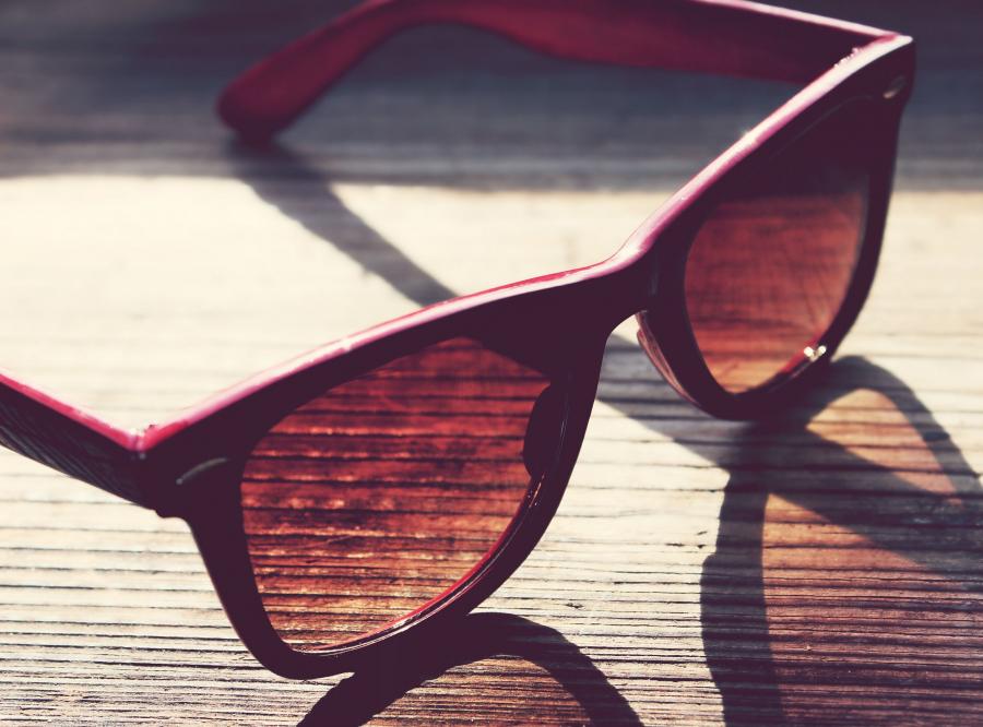 10. Wszystkie okulary przeciwsłoneczne chronią przed promieniami UV