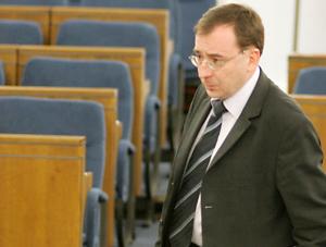 Rząd zmusi szefa CBA do współpracy?