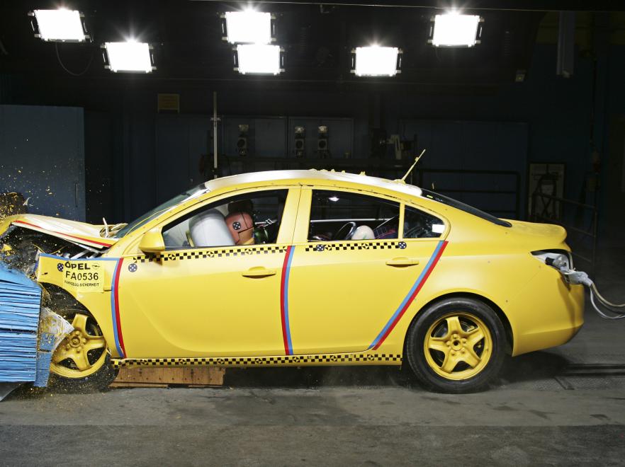 W teście Euro NCAP Insignia dostała najwyższą notę - 5 gwiazdek